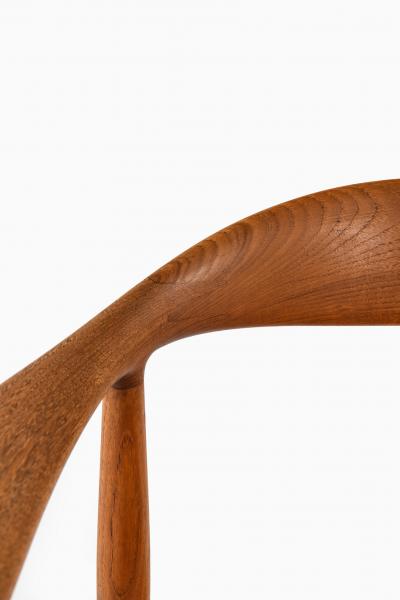 Hans Wegner Armchair Model JH 501 The Chair Produced by Johannes Hansen