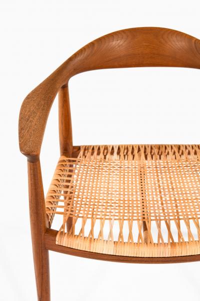 Hans Wegner Armchair Model JH 501 The Chair Produced by Johannes Hansen