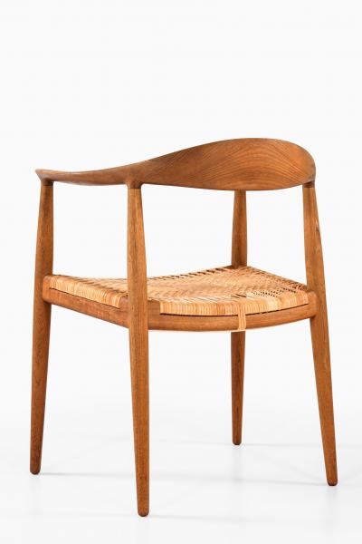 Hans Wegner Armchair Model JH 501 The Chair Produced by Johannes Hansen
