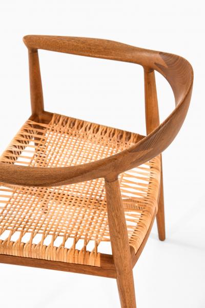 Hans Wegner Armchair Model JH 501 The Chair Produced by Johannes Hansen