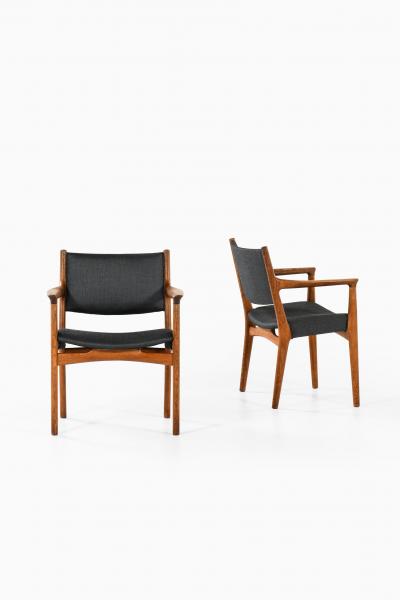 Hans Wegner Armchairs Model JH 525 Produced by Cabinetmaker Johannes Hansen