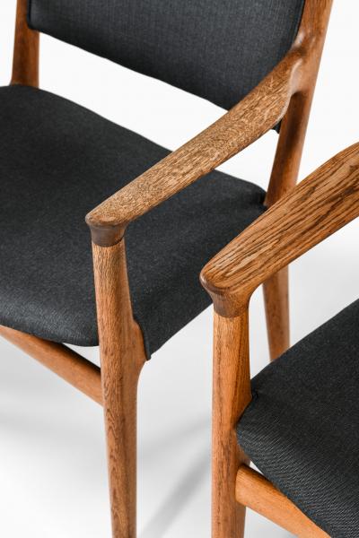 Hans Wegner Armchairs Model JH 525 Produced by Cabinetmaker Johannes Hansen