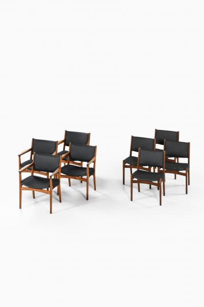 Hans Wegner Armchairs Model JH 525 Produced by Cabinetmaker Johannes Hansen