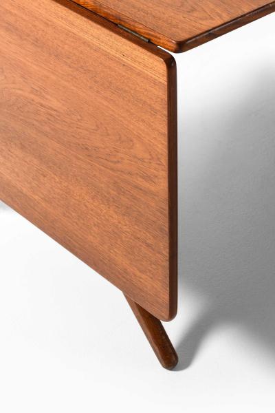 Hans Wegner Dining Table Model AT 309 in Brass Oak and Teak by Hans Wegner 1950s