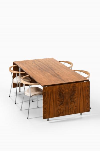 Hans Wegner Dining Table Model AT 319 in Rosewood and Steel by Hans J Wegner 1960s