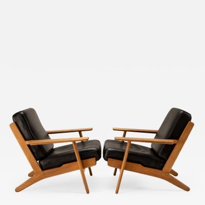 Hans Wegner GE290 Armchairs in Oak and Leather by Hans Wegner for Getama Denmark 1960s