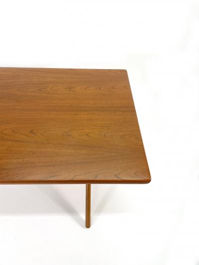 Hans Wegner Hans J Wegner AT 303 Sabre Dining Table for Andreas Tuck