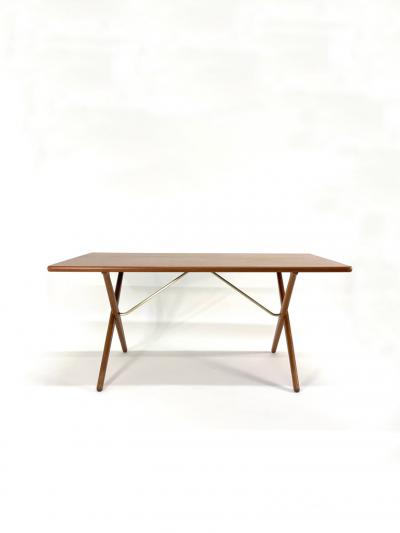 Hans Wegner Hans J Wegner AT 303 Sabre Dining Table for Andreas Tuck