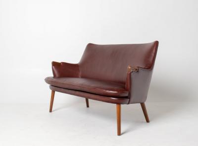 Hans Wegner Hans Weger CH72 Sofa in Oxblood Leather