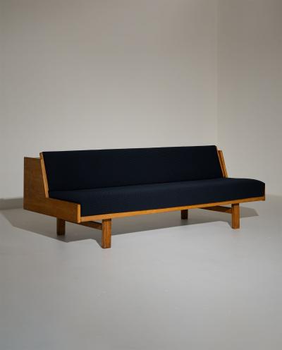Hans Wegner Hans Wegner GE258 Sofa Bed for Getama 1950s