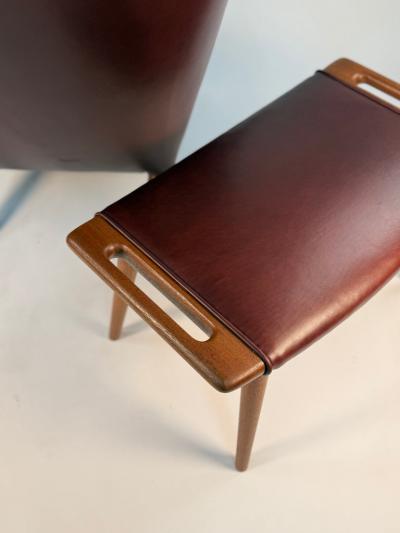 Hans Wegner Hans Wegner Papa Bear Chair Ottoman AP 19 in Leather circa 1950 s