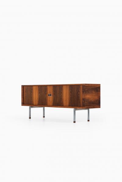 Hans Wegner Hans Wegner Sideboard Model RY 25 President Produced by Ry M bler