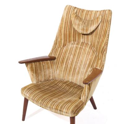Hans Wegner Hans Wegner for AP Stolen AP 28 Mid Century Danish Oak Mama Bear Lounge Chair