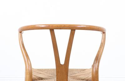 Hans Wegner Iconic Hans J Wegner Wishbone Oak Arm Chair for Carl Hansen S n
