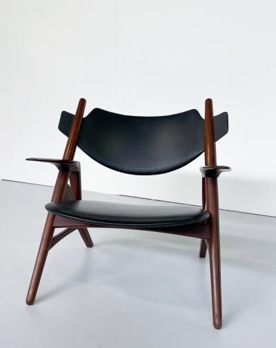 Hans Wegner Mid Century Modern Armchair by Hans Wegner for De Padova