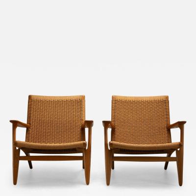 Hans Wegner Pair of CH25 Chairs by Hans Wegner Denmark 1960s