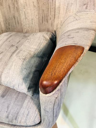 Hans Wegner Pair of Modern Chairs in the Manner of Hans Wegner