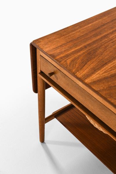 Hans Wegner Rare Side or Sewing Table Model AT 33 by Hans Wegner 1950s