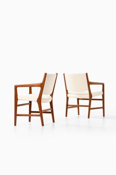 Hans Wegner Set of 12 Armchairs in Wool and Teak by Hans Wegner 1950s