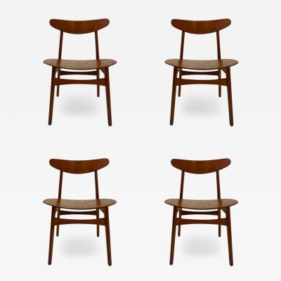 Hans Wegner Set of 4 Hans Wegner CH 30 dining chair for Carl Hansen and Son