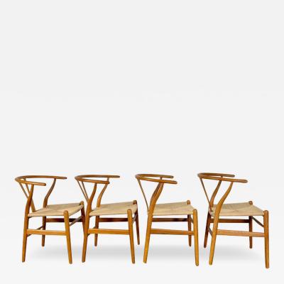 Hans Wegner Set of 4 Vintage Hans Wegner Wishbone Chairs Circa 1950s