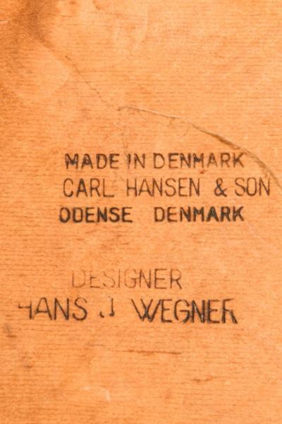 Hans Wegner Set of 9 CH 30 Chairs in Oak and Wool by Hans Wegner 1954