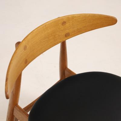 Hans Wegner Set of Six Rarely Seen Scandinavian Modern Dining Chairs by Hans Wegner