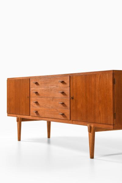 Hans Wegner Sideboard in Oak and Teak by Hans J Wegner 1959