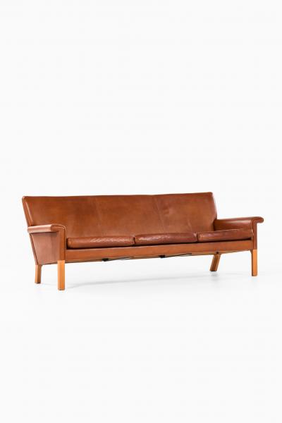 Hans Wegner Sofa Model AP 64 Produced by AP Stolen