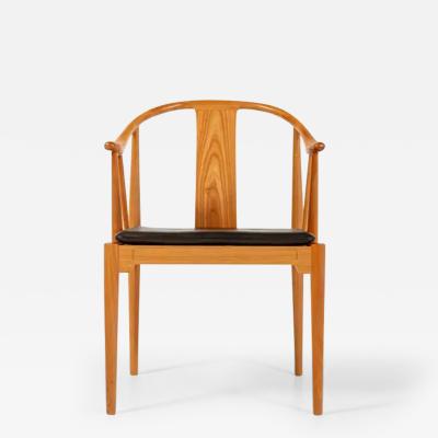 Hans Wegner Wegner China Chair for Fritz Hansen in Cherry and Leather