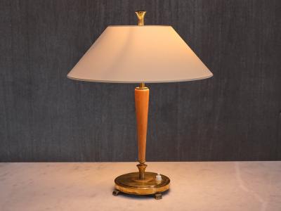 Harald Notini Harald Notini Table Lamp in Brass and Elm Model 15409 B hlmarks Sweden 1940s