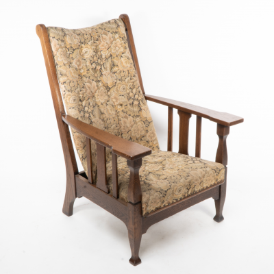 Harris Lebus Two English Arts Crafts Oak Reclining Armchairs with Large Flat Extended Arms