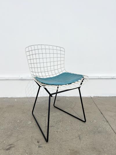 Harry Bertoia Harry Bertoia Childs Chair in White with Original Knoll Seat Pad
