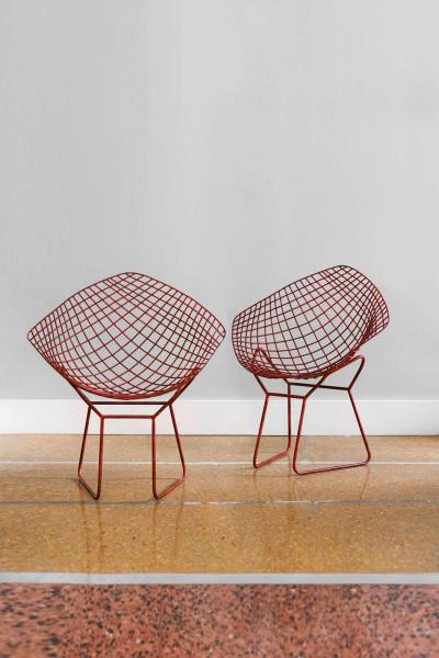 Harry Bertoia Pair of China red lacquered Diamond chairs by Harry Bertoia 1950