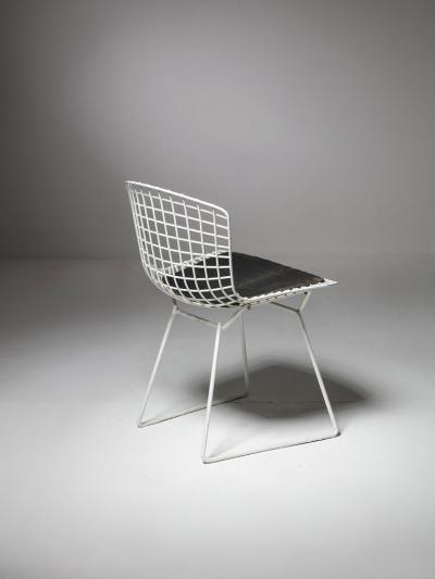 Harry Bertoia Pair of Model 420 Side Chairs by Harry Bartoia for Knoll