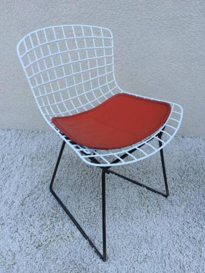Harry Bertoia Set of Harry Bertoia Childs Chairs Original Knoll Orange Seat Pads