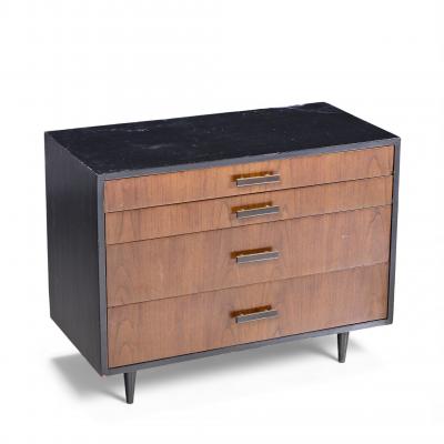 Harvey Probber Harvey Probber Mid Century Rosewood 4 Drawer Dresser Chest of Drawers Pair