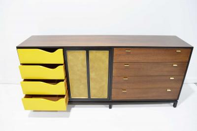 Harvey Probber Harvey Probber Signed Sideboard in Mahogany with Gold Trim 1960s