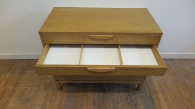 Harvey Probber Mid Century Chest of Drawers Harvey Probber