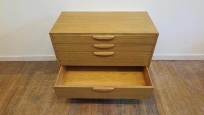 Harvey Probber Mid Century Chest of Drawers Harvey Probber
