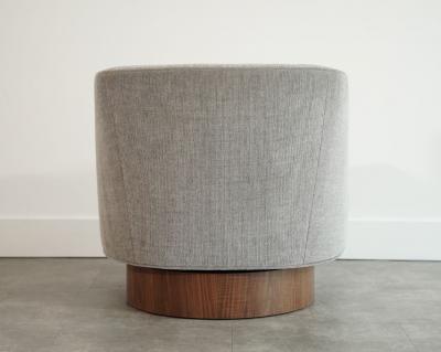 Harvey Probber Set of Swivel Chairs in Walnut and Linen by Harvey Probber C 1950s