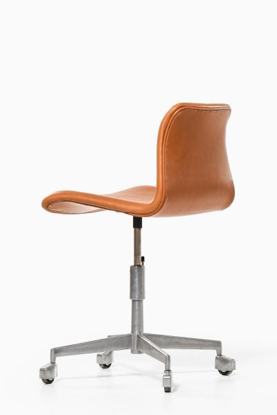 Height Adjustable Office Chair in Leather and Steel 1960s