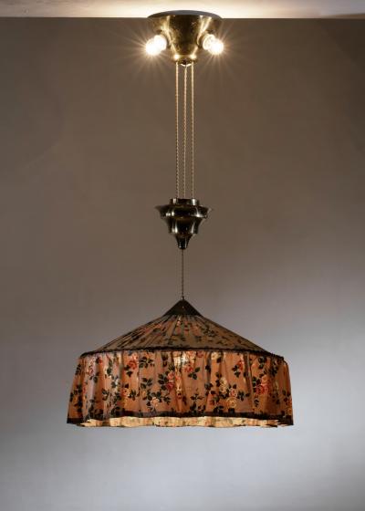 Height adjustable pendant