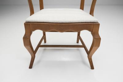 Henning Kjaernulf Henning Kj rnulf Set of Four Oak Dining Chairs Denmark 1960s