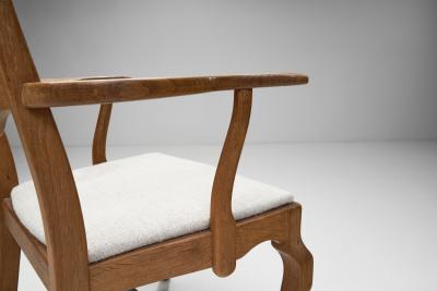 Henning Kjaernulf Henning Kj rnulf Set of Four Oak Dining Chairs Denmark 1960s