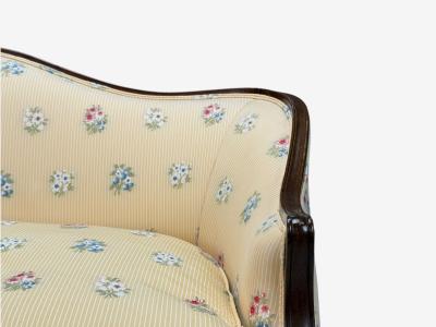 Hepplewhite Style Mahogany Scalamandre Upholstery Loveseat 1930s