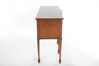 Hepplewhite Style Mahogany Sideboard Server