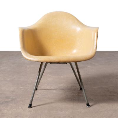 Herman Miller Charles Eames Parchment LAX Armshell Low Lounge Chair Herman Miller Venice 1954