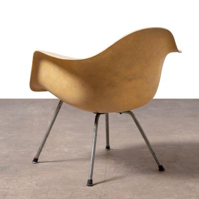 Herman Miller Charles Eames Parchment LAX Armshell Low Lounge Chair Herman Miller Venice 1954