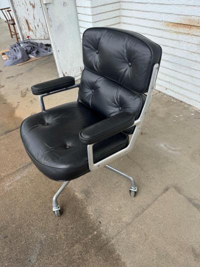 Herman Miller Eames Time Life Chair in Black Leather by Herman Miller